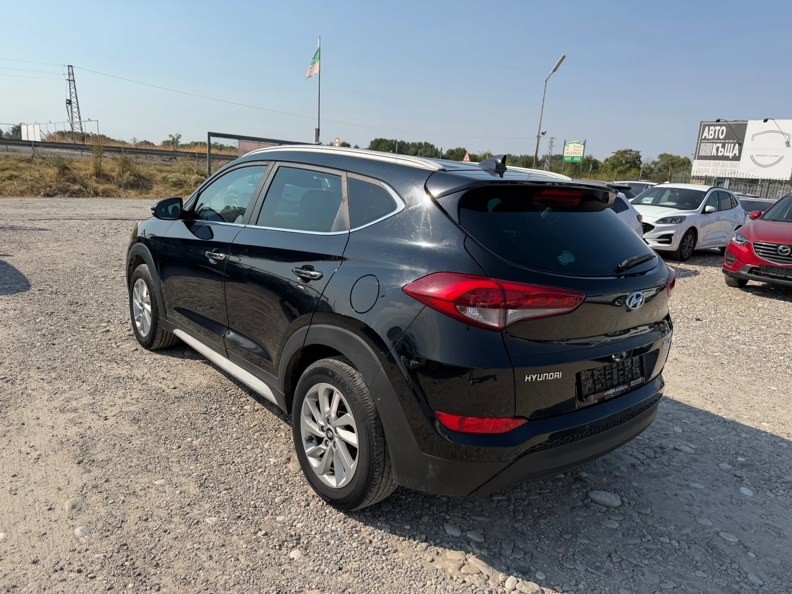 Hyundai Tucson 1.7 CRDI, снимка 6 - Автомобили и джипове - 56265524