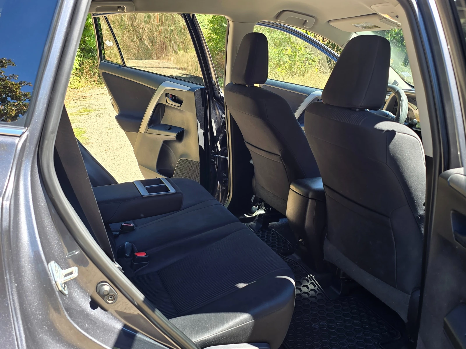 Toyota Rav4, снимка 6 - Автомобили и джипове - 56574515