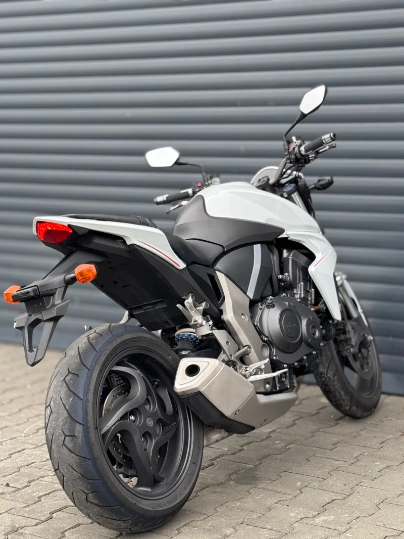 Honda Cb 1000cc Като нов!, снимка 6 - Мотоциклети и мототехника - 52617304