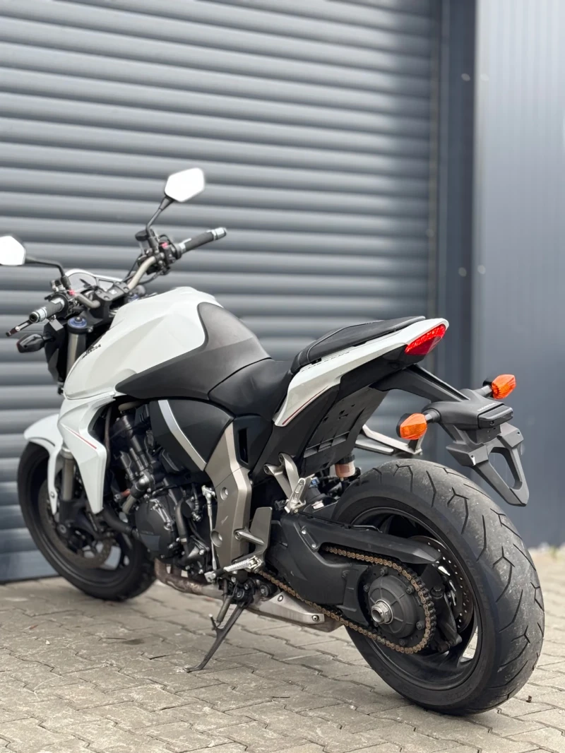 Honda Cb 1000cc Като нов!, снимка 8 - Мотоциклети и мототехника - 52617304