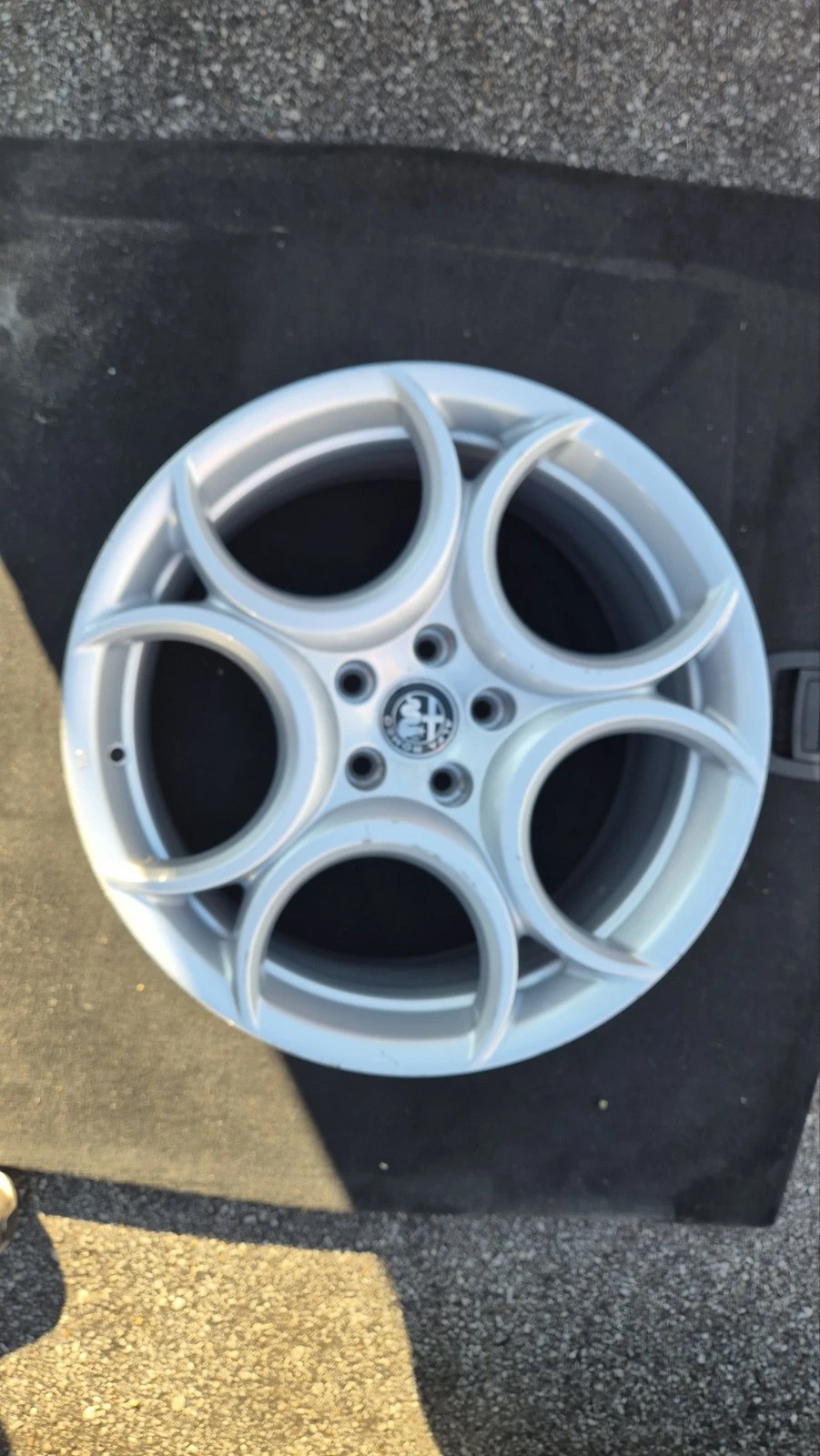   Alfa Romeo Giulia | Mobile.bg   1