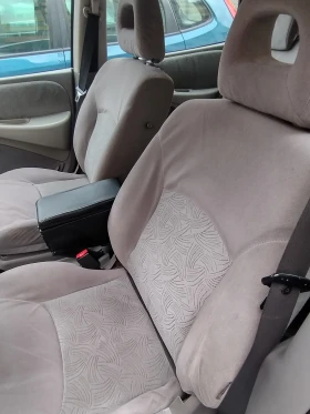 Nissan Almera tino, снимка 10