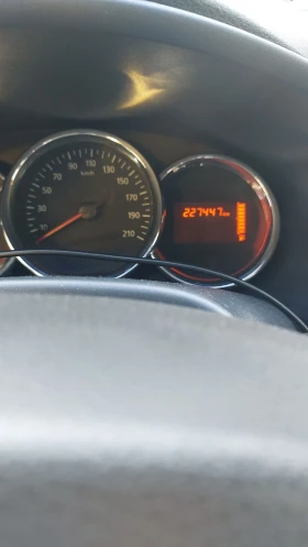 Dacia Sandero Laureate , снимка 11