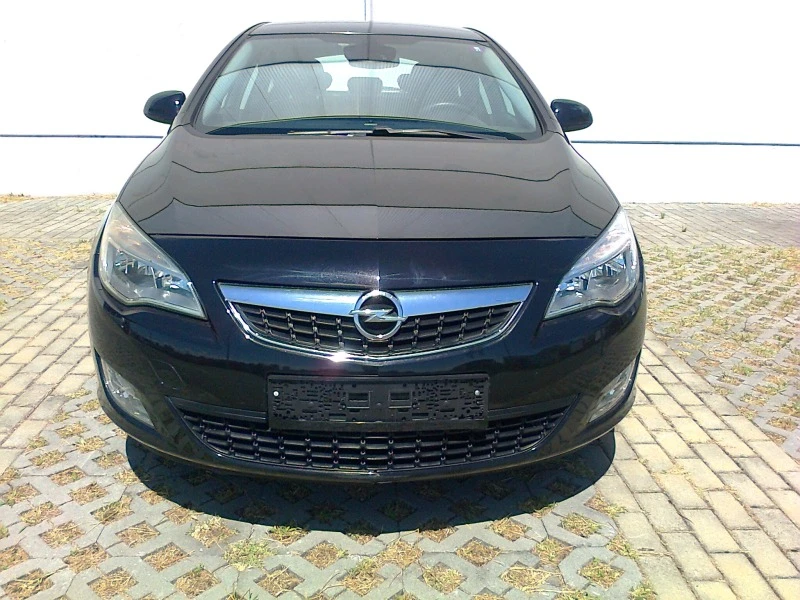 Opel Astra, снимка 2 - Автомобили и джипове - 41826164