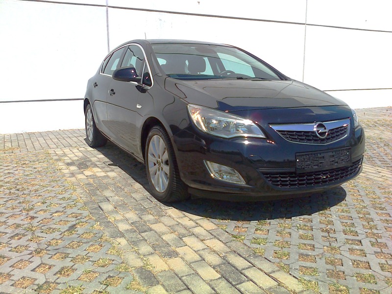 Opel Astra, снимка 3 - Автомобили и джипове - 41826164
