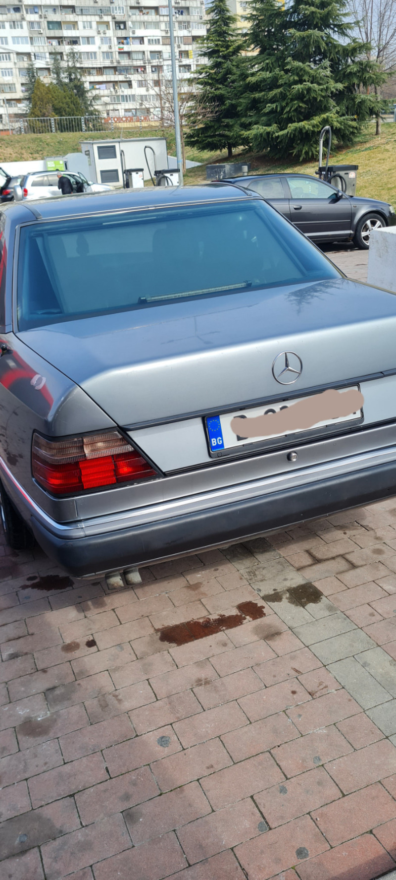 Mercedes-Benz 124, снимка 14 - Автомобили и джипове - 45617044