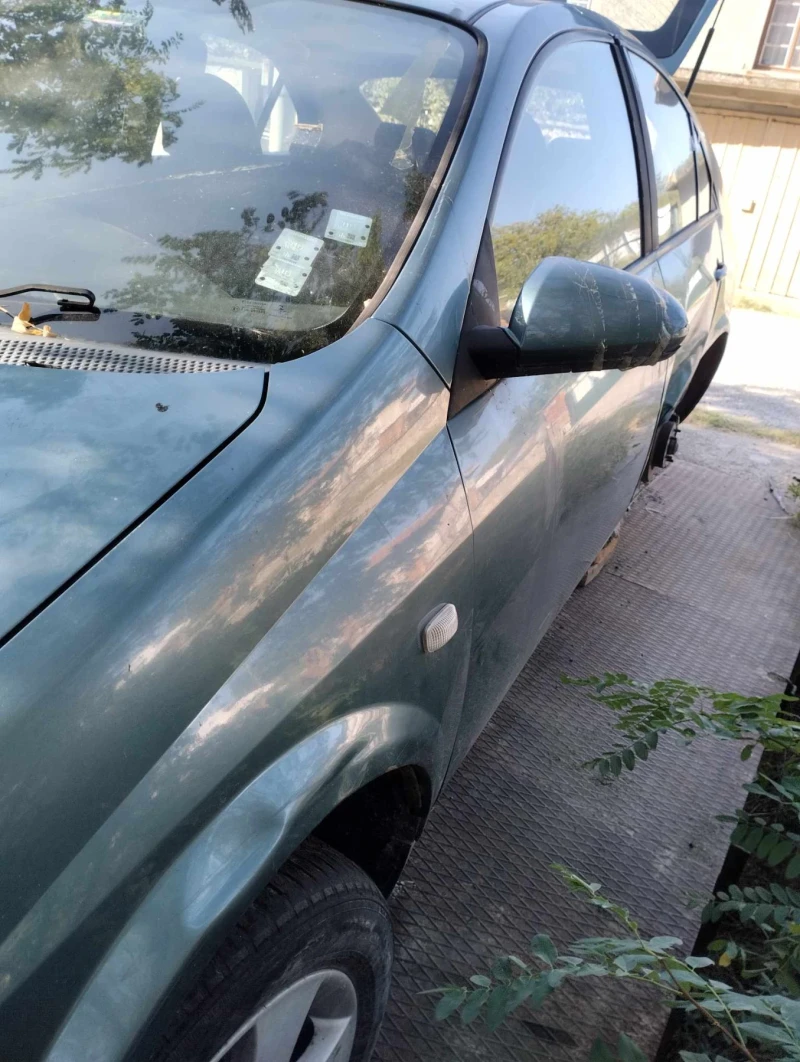 Nissan Primera, снимка 6 - Автомобили и джипове - 47565084