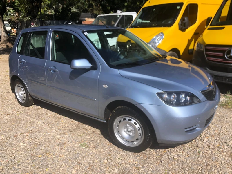 Mazda 2, снимка 1 - Автомобили и джипове - 47412416