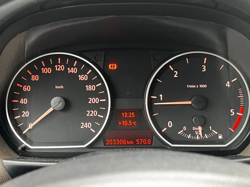 BMW 118, снимка 11 - Автомобили и джипове - 48293700