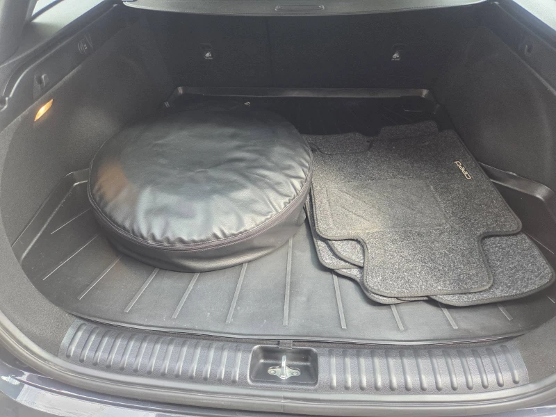 Kia Ceed Eco Dynamics, снимка 9 - Автомобили и джипове - 52324391