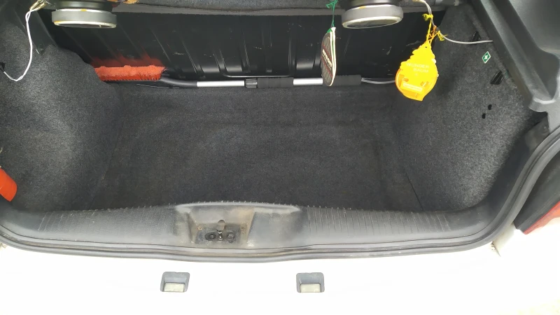 VW Polo Климатик, снимка 15 - Автомобили и джипове - 52078962