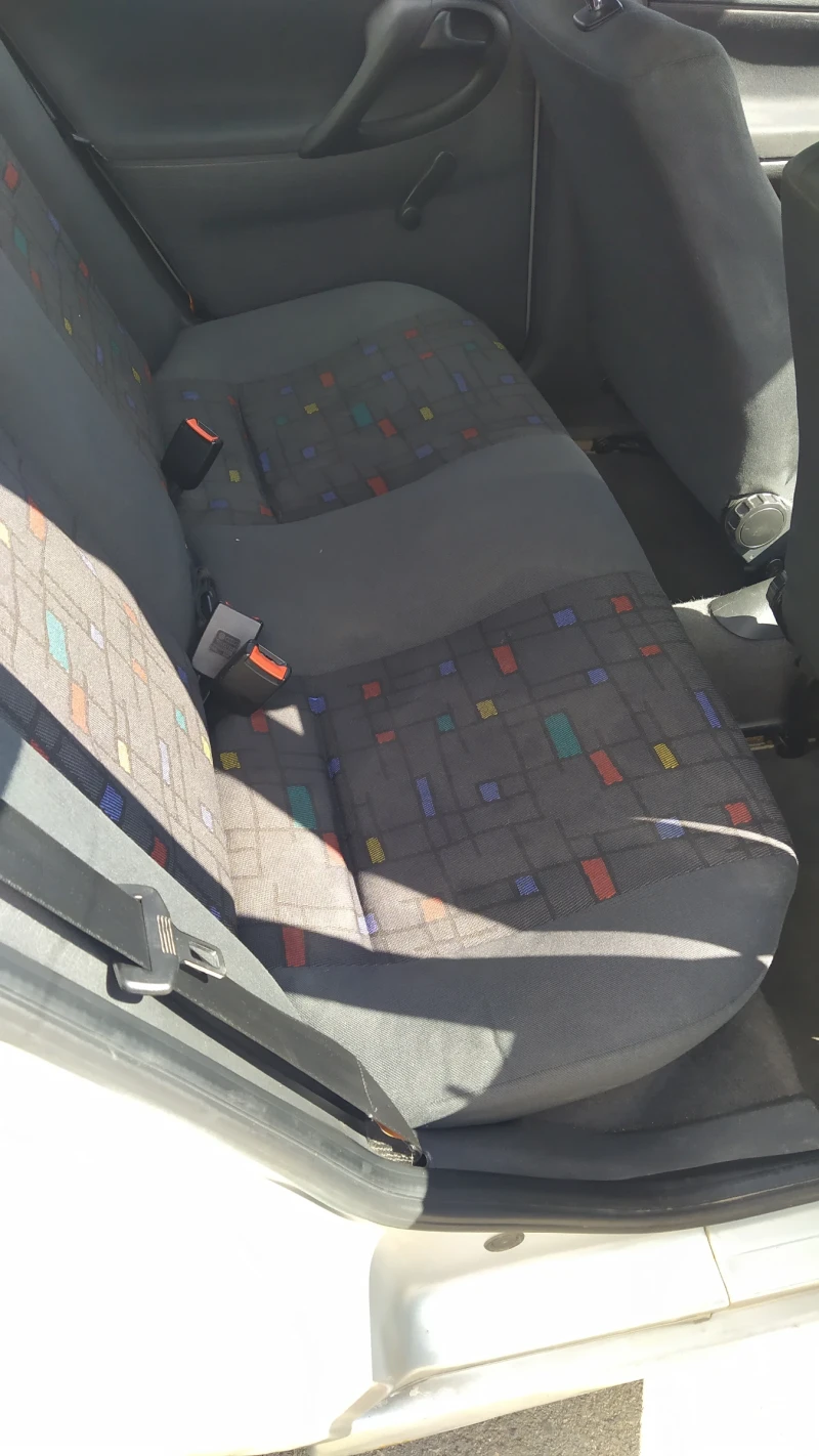 VW Polo Климатик, снимка 9 - Автомобили и джипове - 52078962