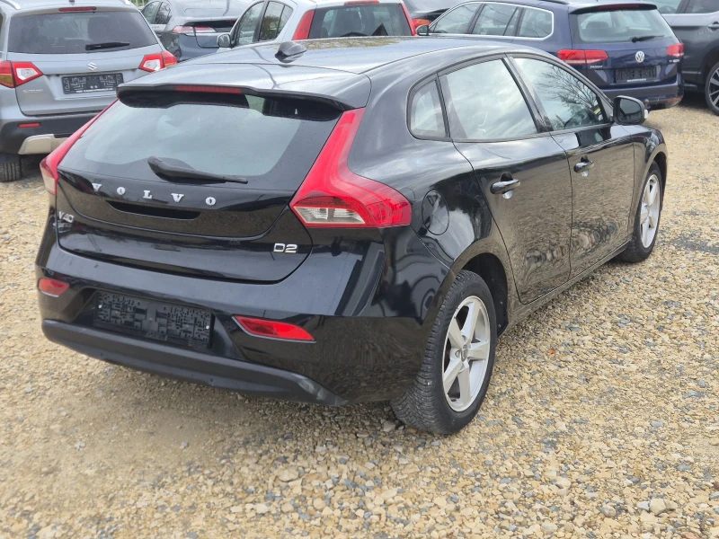 Volvo V40 1.6d, снимка 6 - Автомобили и джипове - 52104418