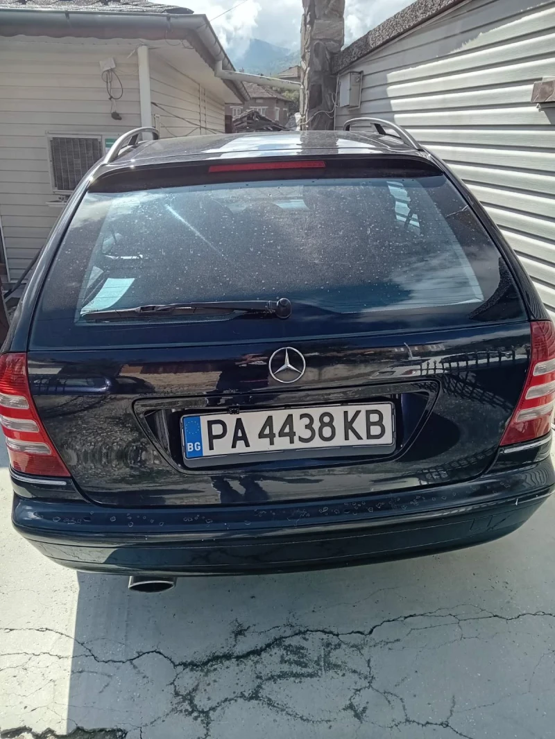 Mercedes-Benz C 180 Бензин-газ, снимка 3 - Автомобили и джипове - 52450023