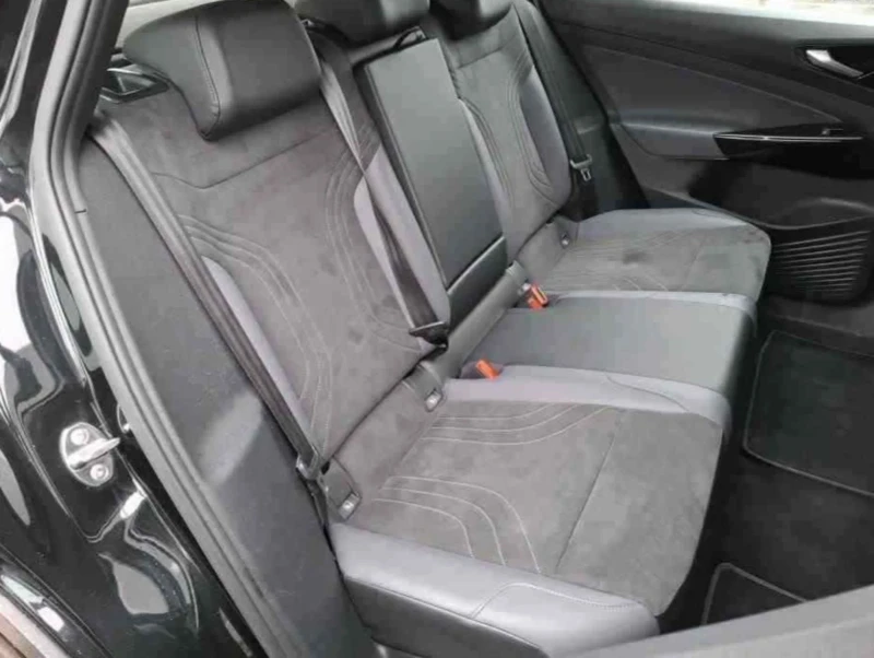 VW ID.4 Pro Electric.84 KWh.Kamera.Navi.Led.ACC, снимка 10 - Автомобили и джипове - 52876917