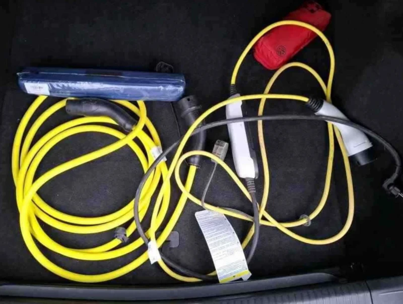 VW ID.4 Pro Electric.84 KWh.Kamera.Navi.Led.ACC, снимка 14 - Автомобили и джипове - 52876917