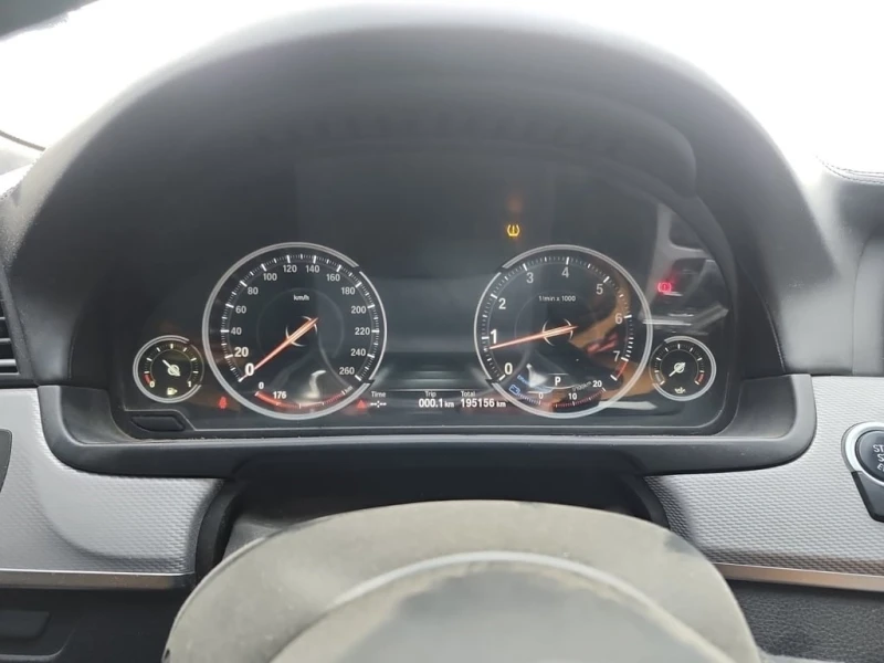 BMW 550 * 550I XDRIVE * CARFAX * ЦЕНА ДО БГ, снимка 9 - Автомобили и джипове - 53122550