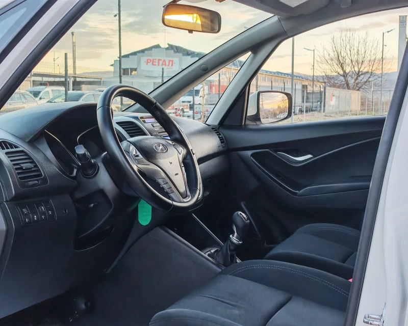 Hyundai Ix20 1.4 90 К.С. БЕНЗИН! 146 000 КМ! , снимка 8 - Автомобили и джипове - 53250191