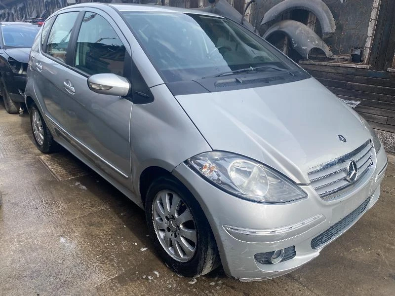 Mercedes-Benz A 180 2.0 CDI на части, снимка 1 - Автомобили и джипове - 44157157