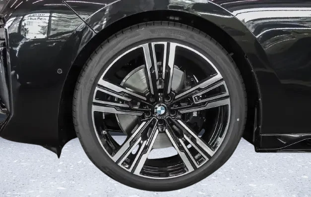 BMW 740 d xDrive M-Sport Pro = NEW = Гаранция - изображение 3