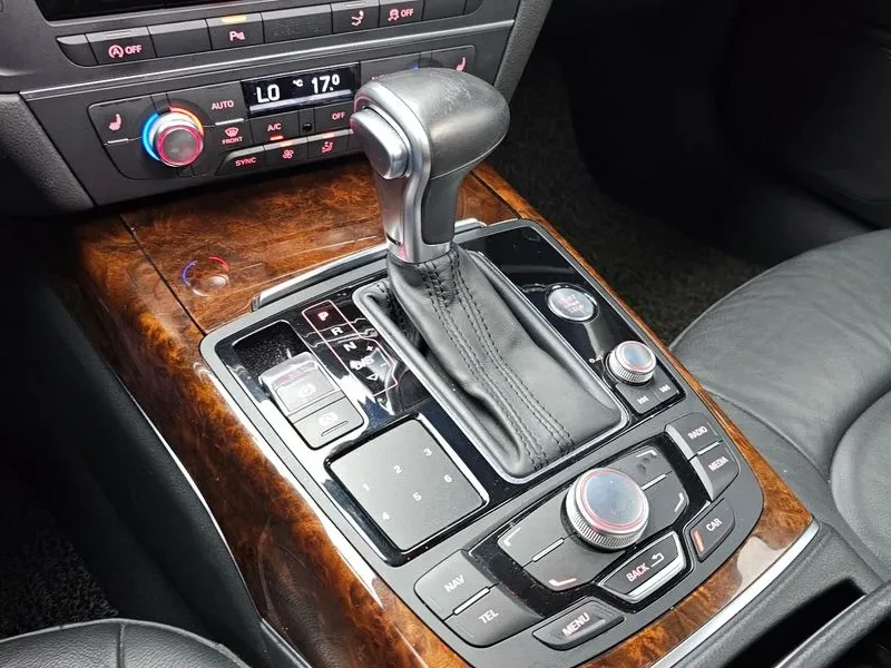 Audi A7 3.0 TDI Quattro, снимка 9 - Автомобили и джипове - 55087279