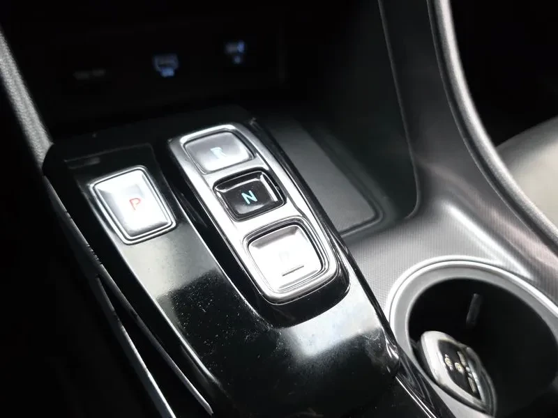 Hyundai Sonata 2.0 - САМО 30% АВАНС, снимка 9 - Автомобили и джипове - 55998006