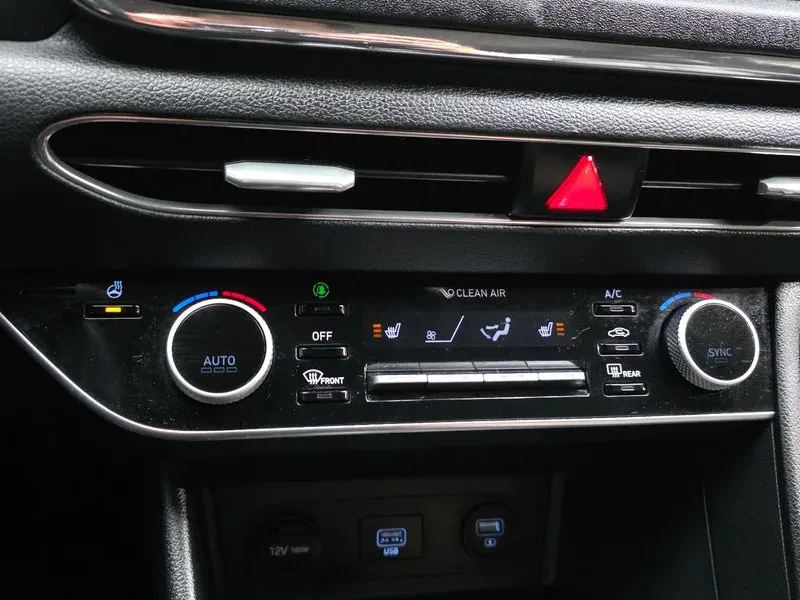Hyundai Sonata 2.0 - САМО 30% АВАНС, снимка 17 - Автомобили и джипове - 55998006