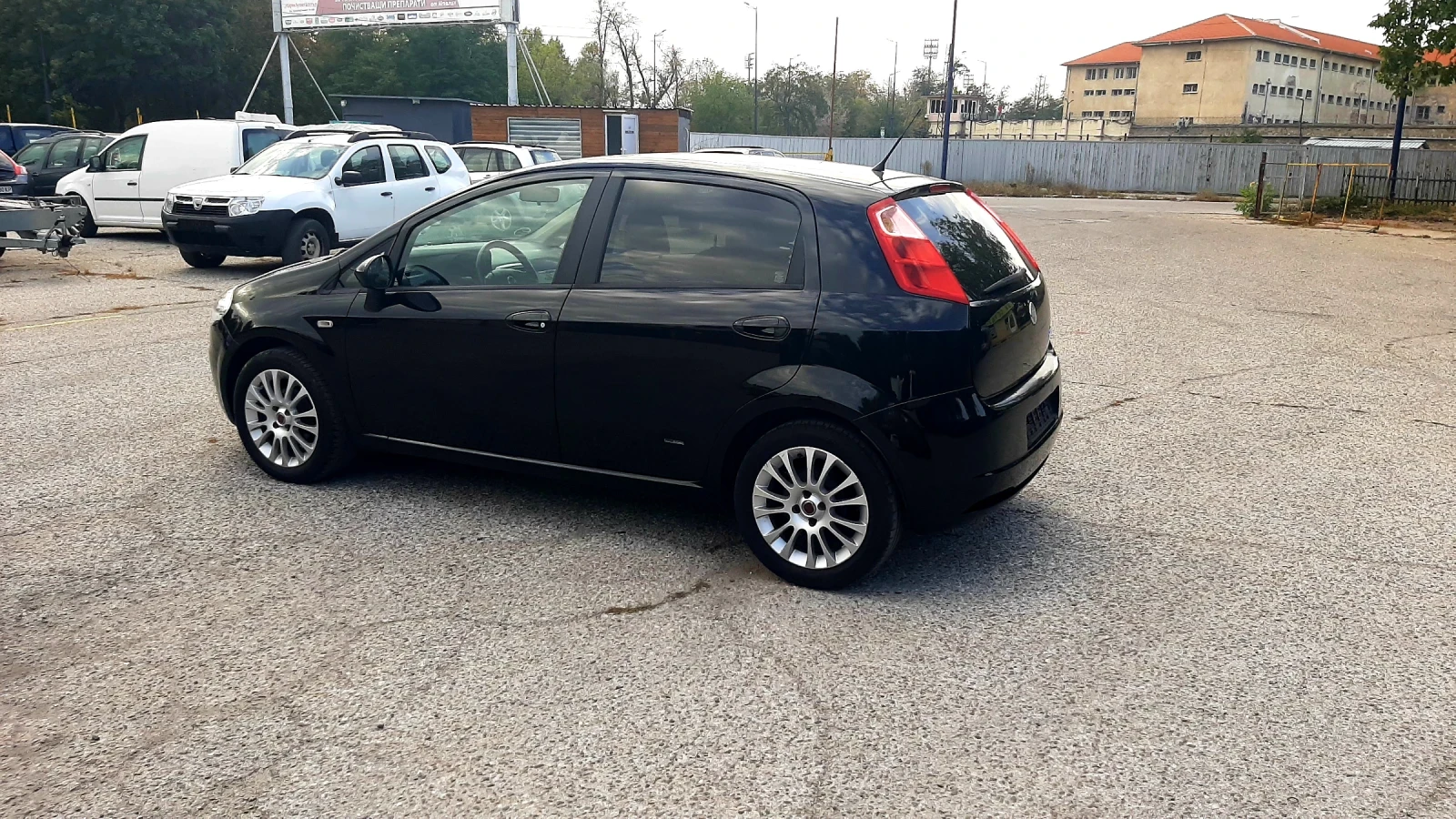 Fiat Punto 1.4 Бензин 6-скорости - изображение 7