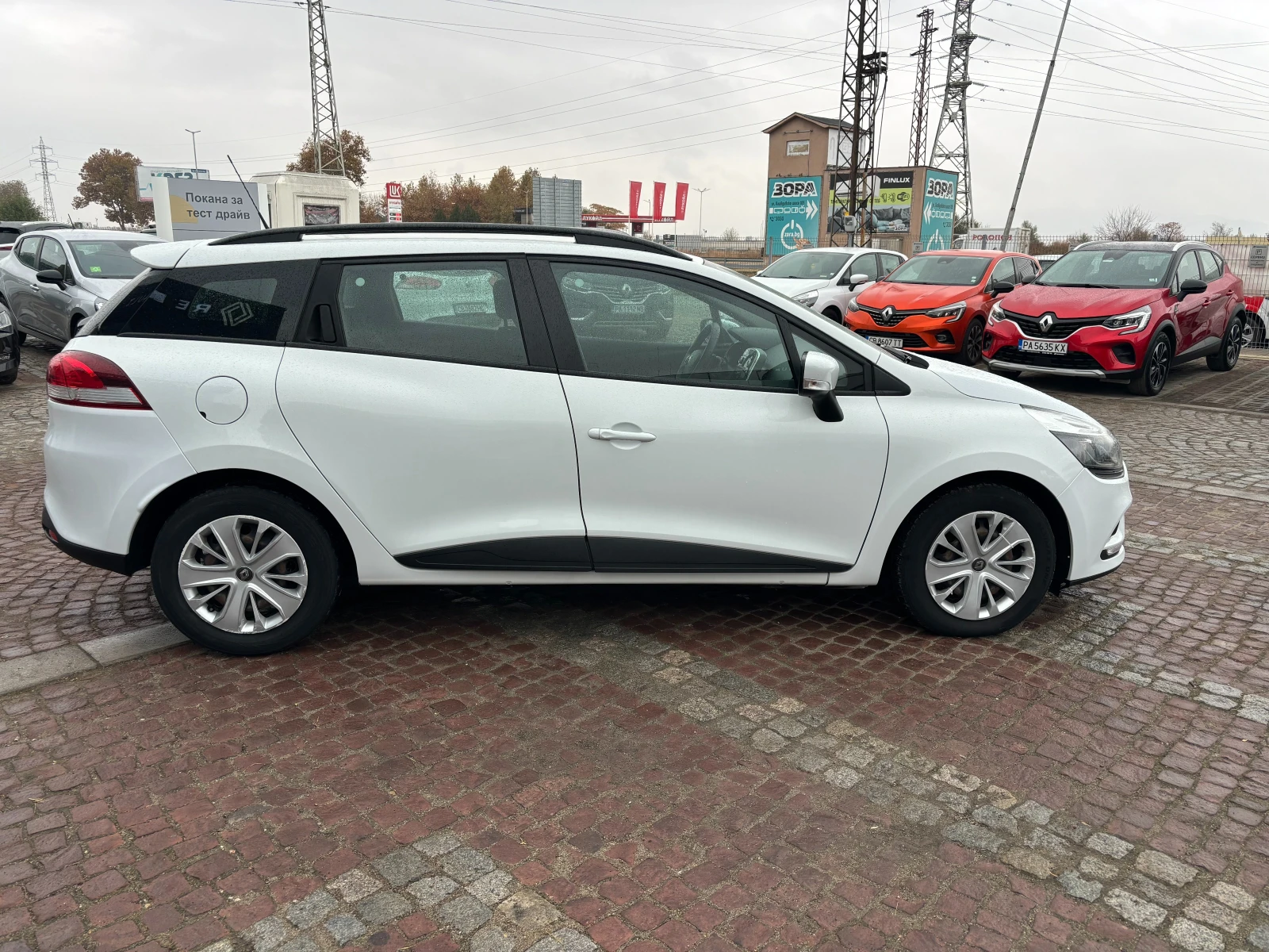 Renault Clio Grandtour TCe 75 к.с. Stop&Start BVM5 - изображение 3