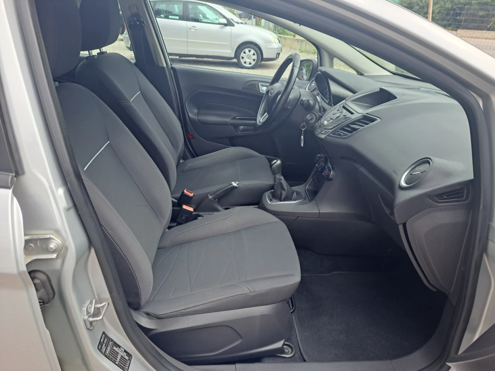 Ford Fiesta 1.5TDCI  Euro 6 - изображение 9