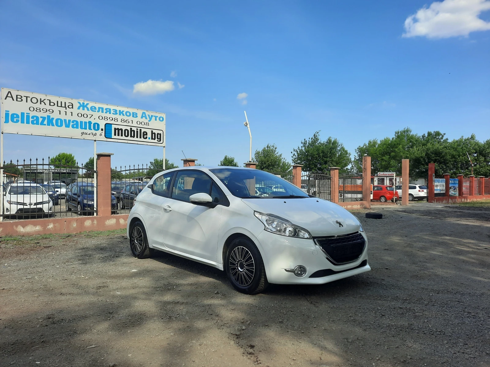 Peugeot 208 1.4i 95ps. - изображение 3