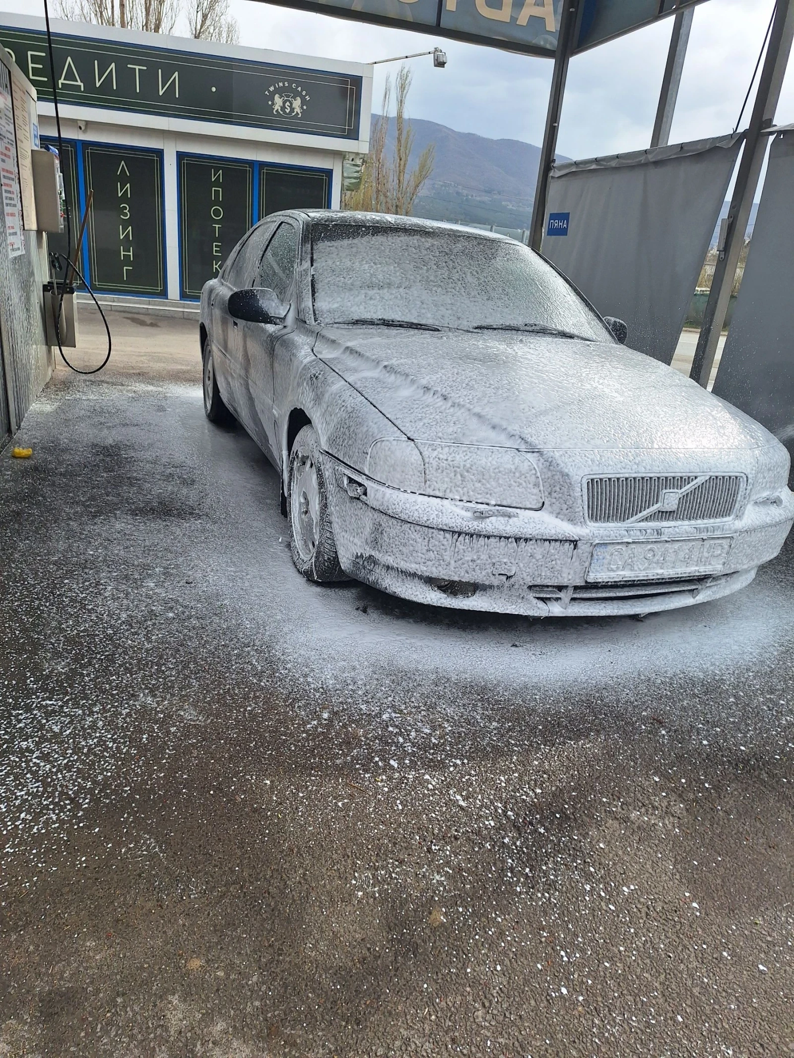 Volvo S80 2.5 TDI - изображение 2