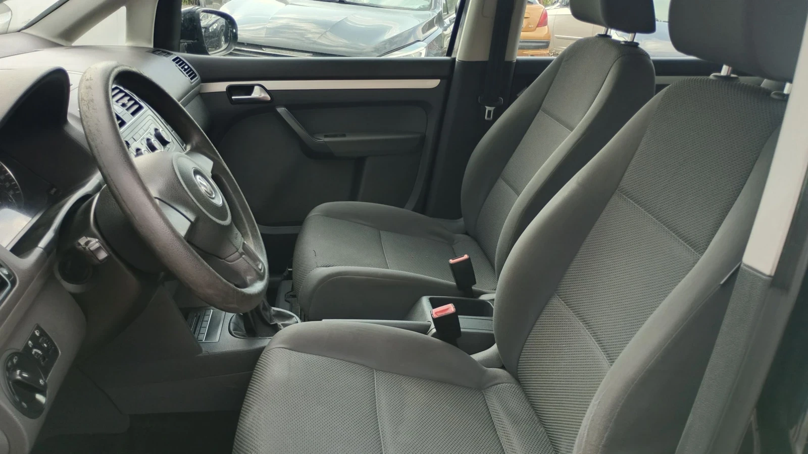 VW Touran 1.2 й 7места - изображение 9
