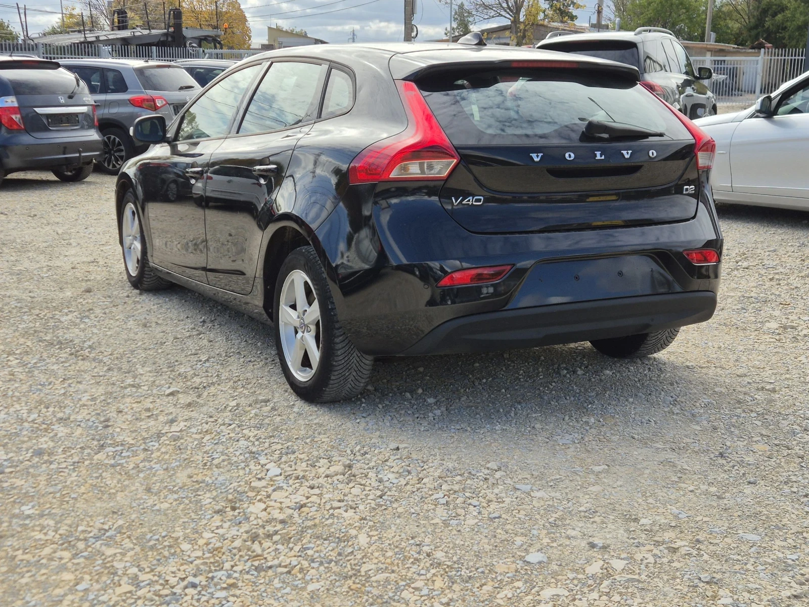Volvo V40 1.6d - изображение 4