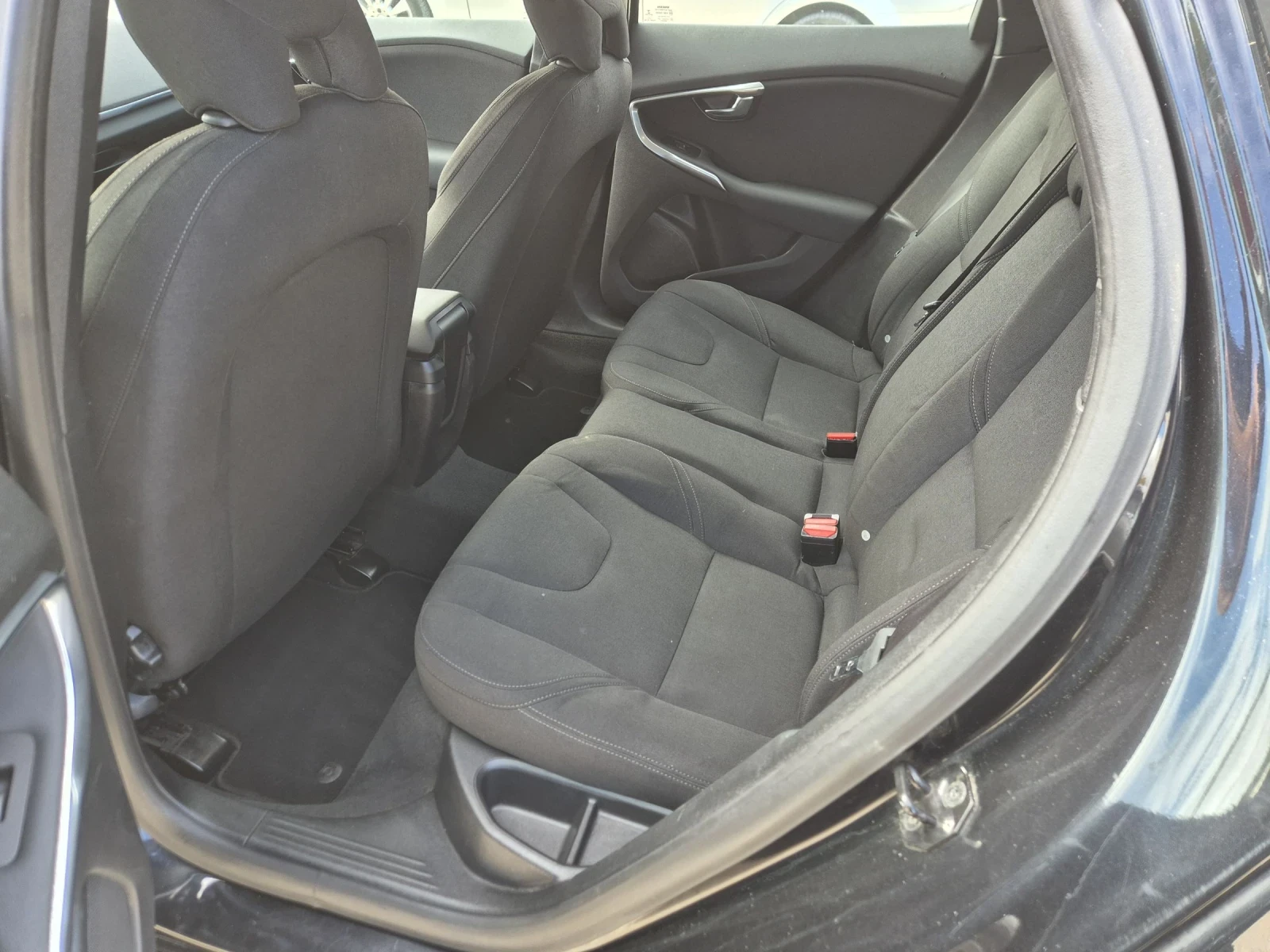 Volvo V40 1.6d | Mobile.bg   12