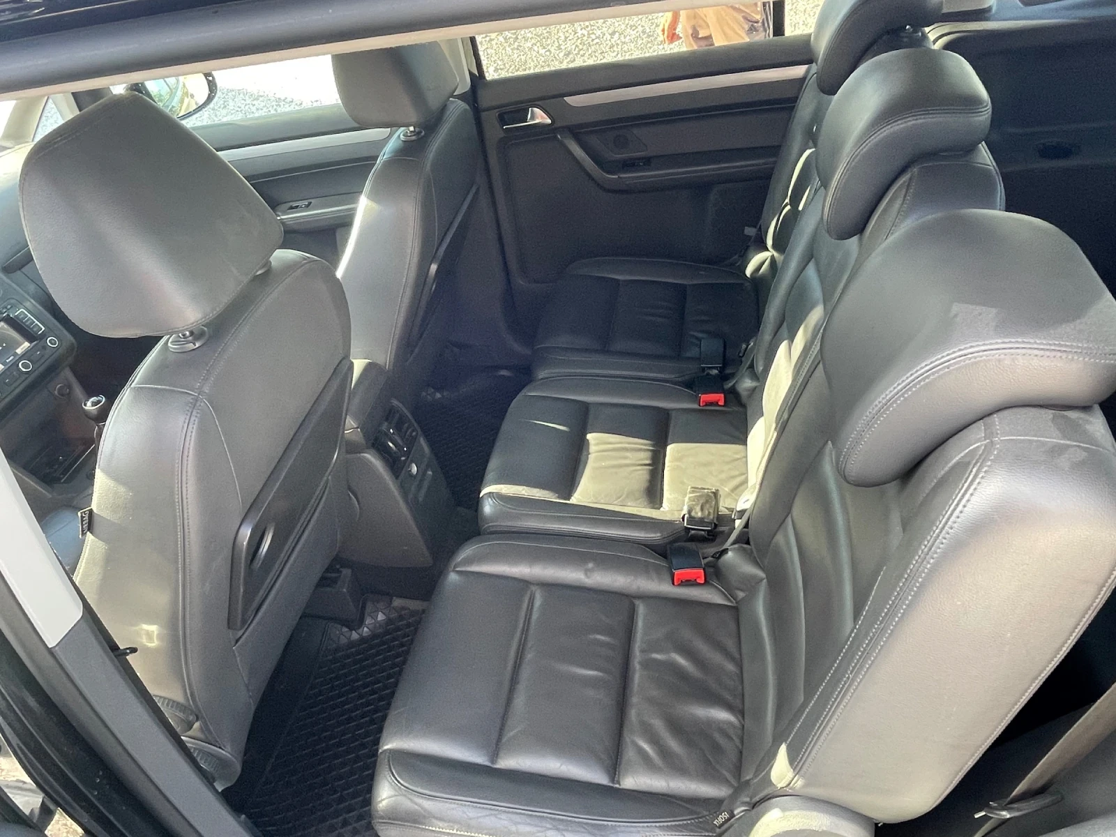 VW Touran Cross 2.0 TDI | Mobile.bg   8