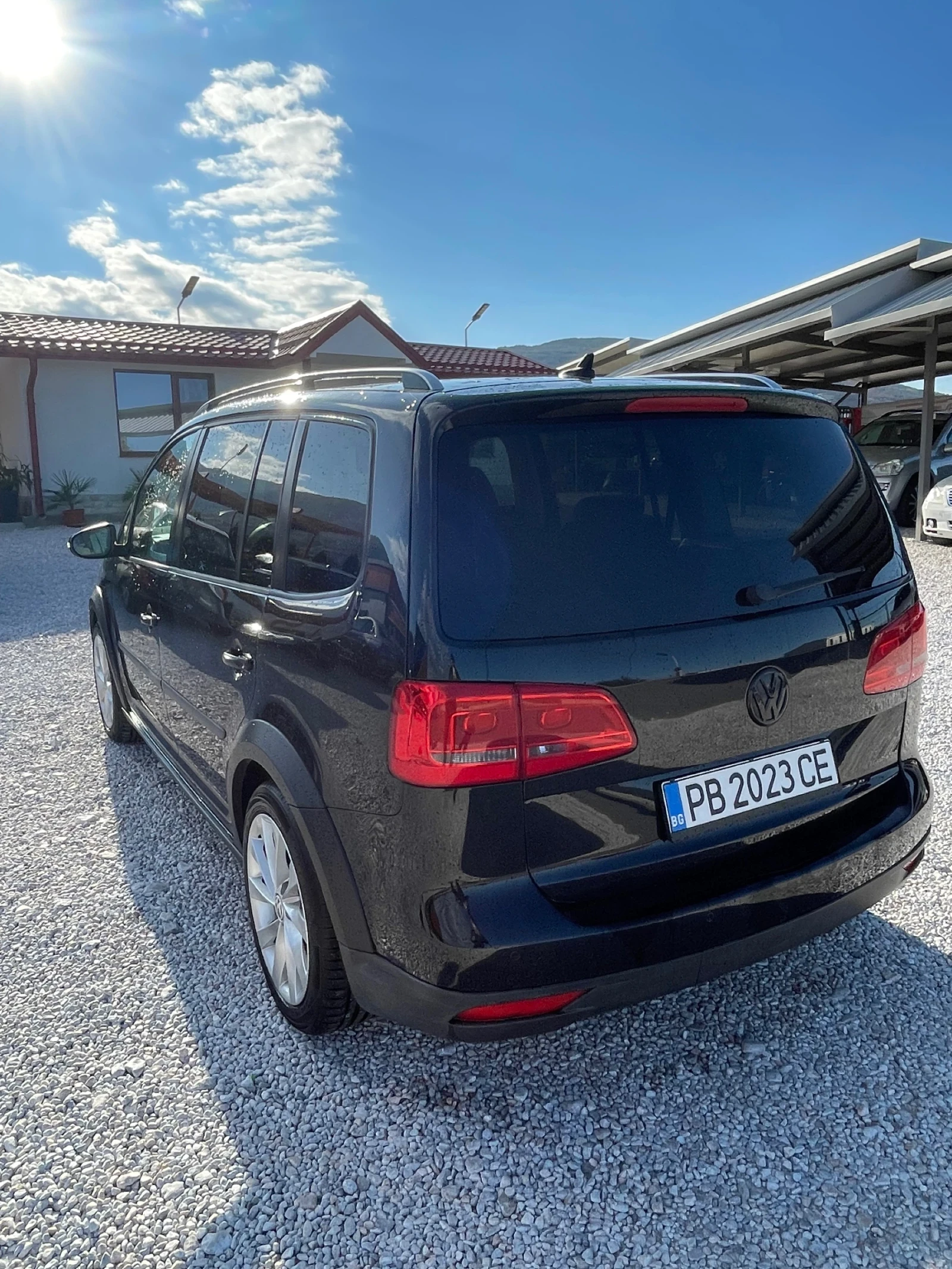 VW Touran Cross 2.0 TDI | Mobile.bg   5