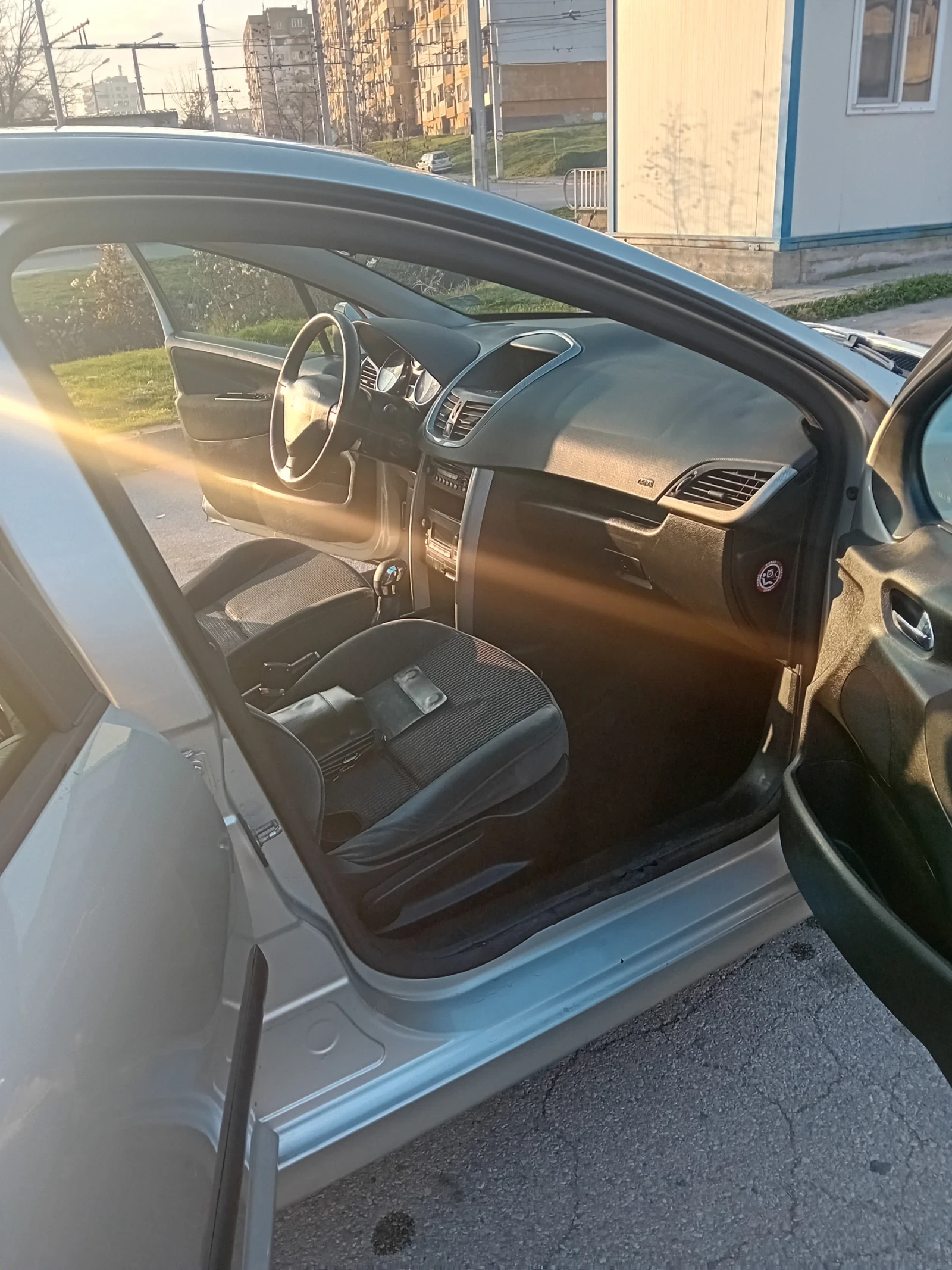 Peugeot 207  - изображение 9