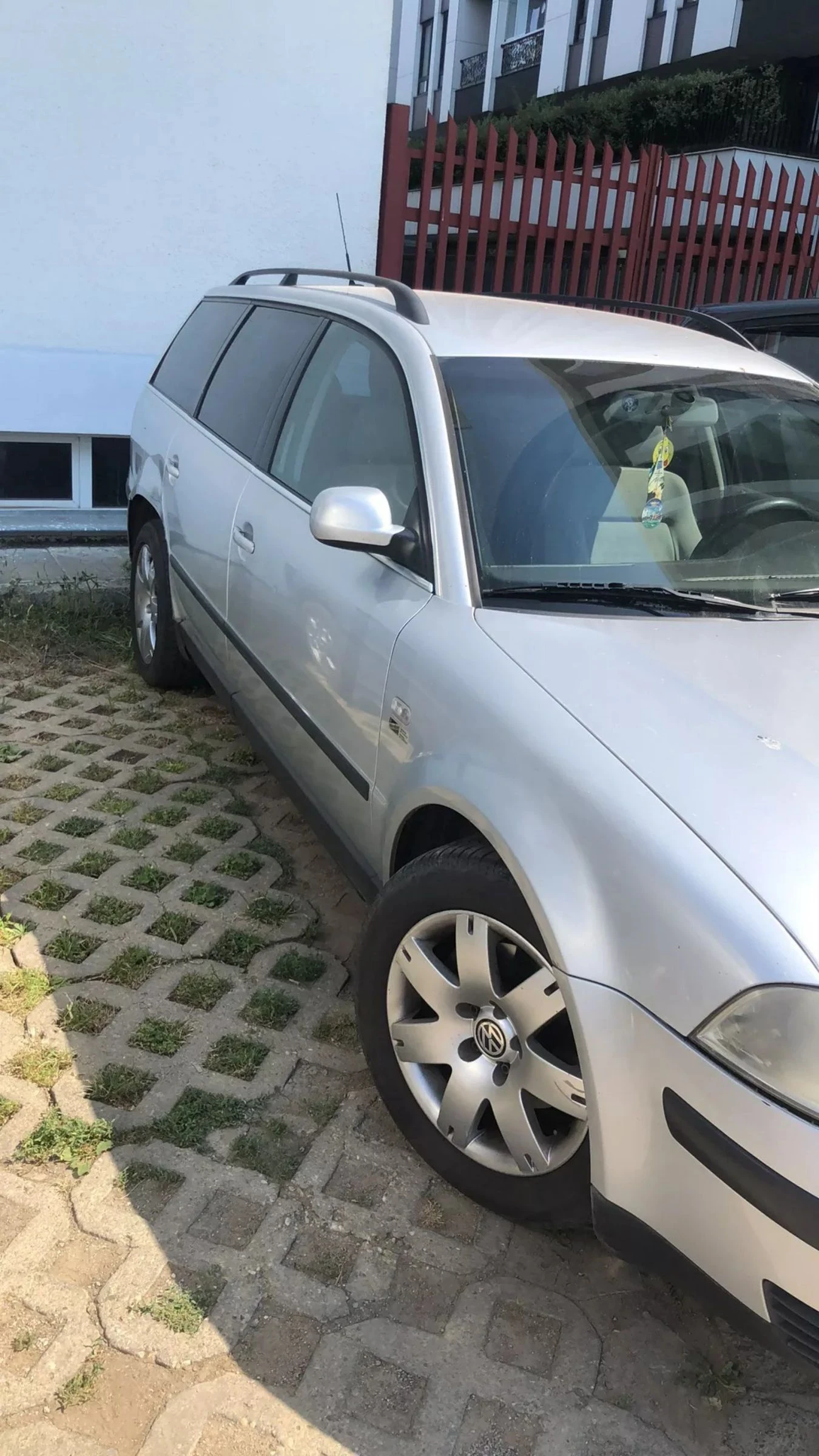 VW Passat 1, 9 tdi 131 коня, снимка 5 - Автомобили и джипове - 53741042
