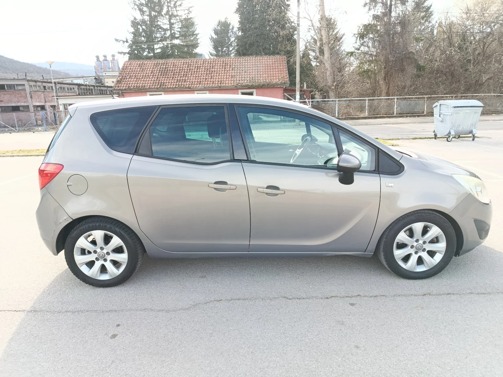 Opel Meriva, снимка 6 - Автомобили и джипове - 53820163