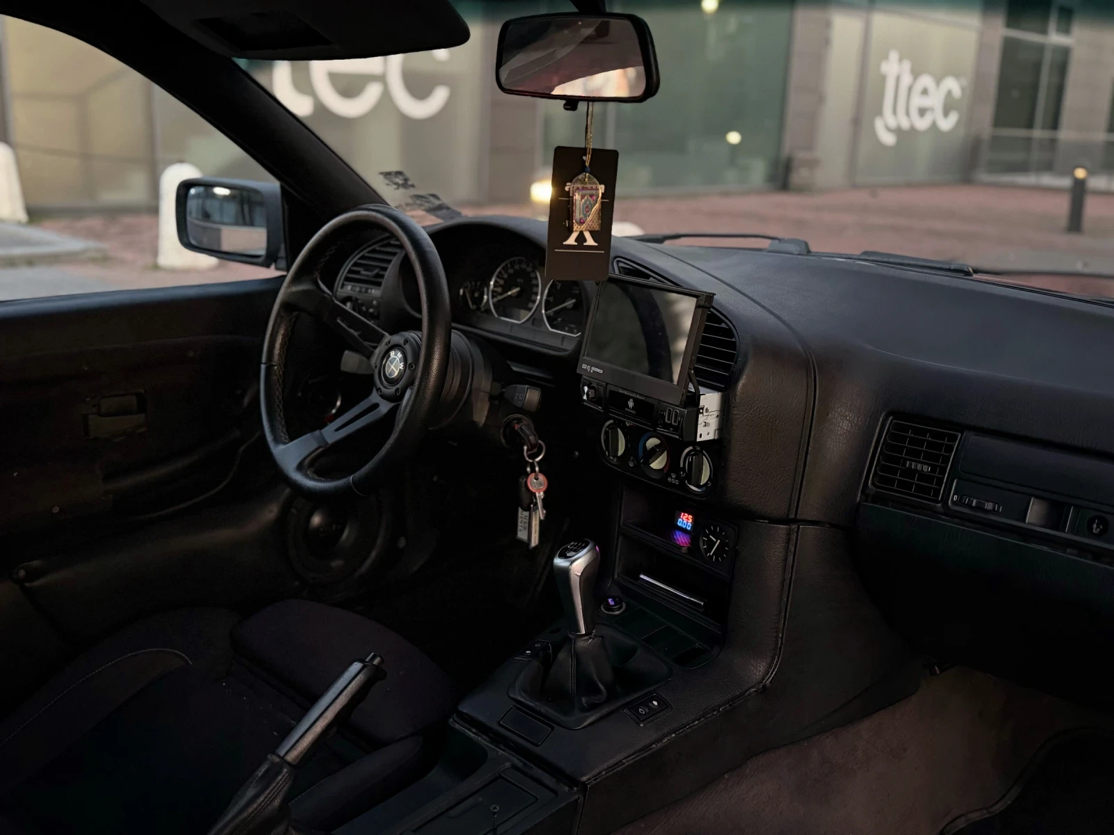 BMW 330 Е36, снимка 6 - Автомобили и джипове - 53850604