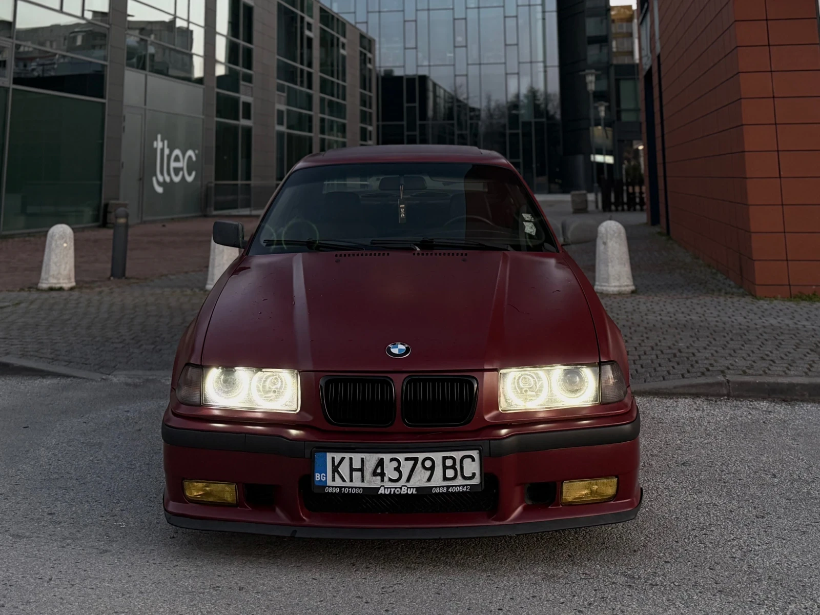 BMW 330 Е36, снимка 2 - Автомобили и джипове - 53850604