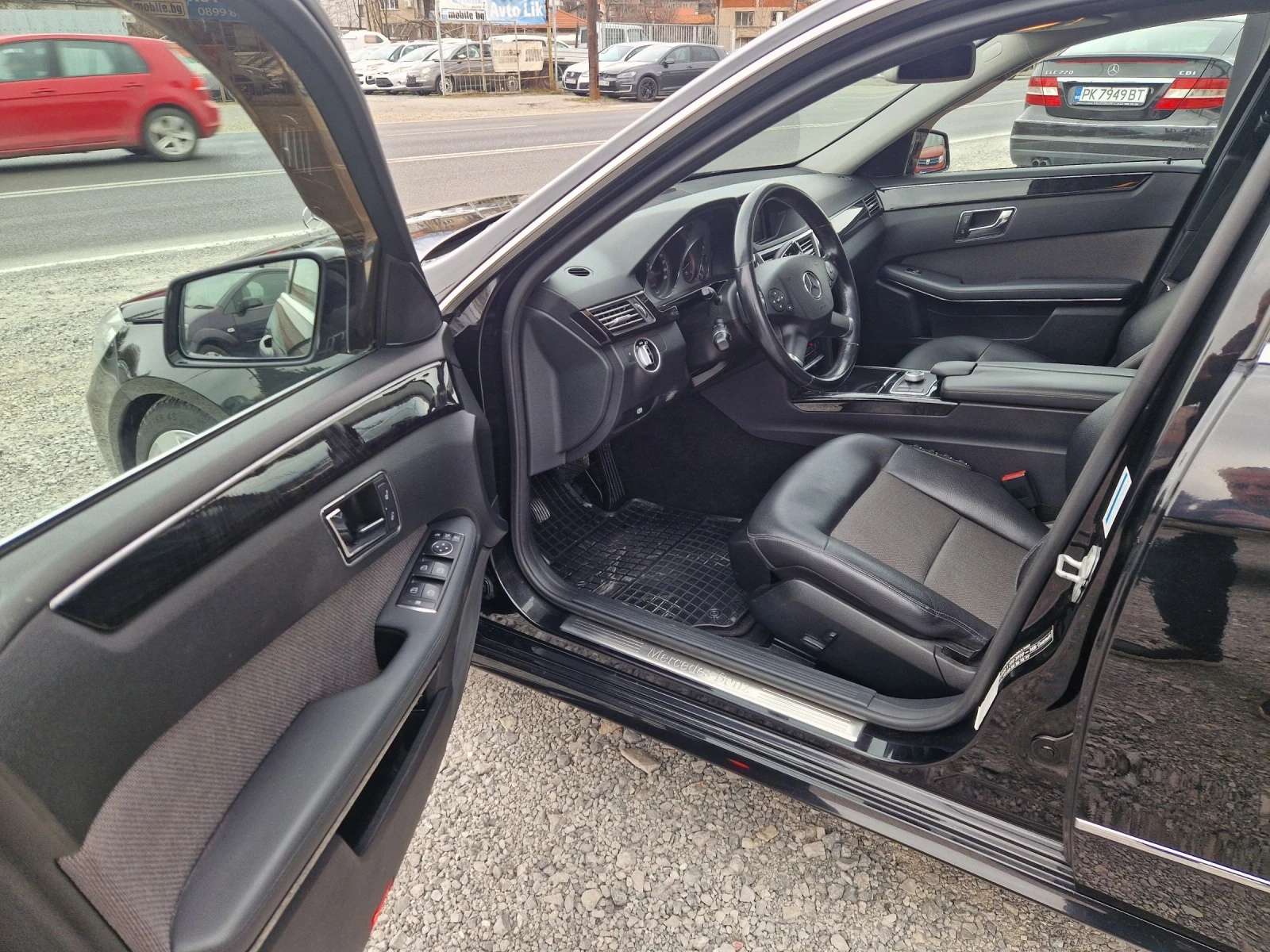 Mercedes-Benz E 350 AMG , снимка 9 - Автомобили и джипове - 53958744