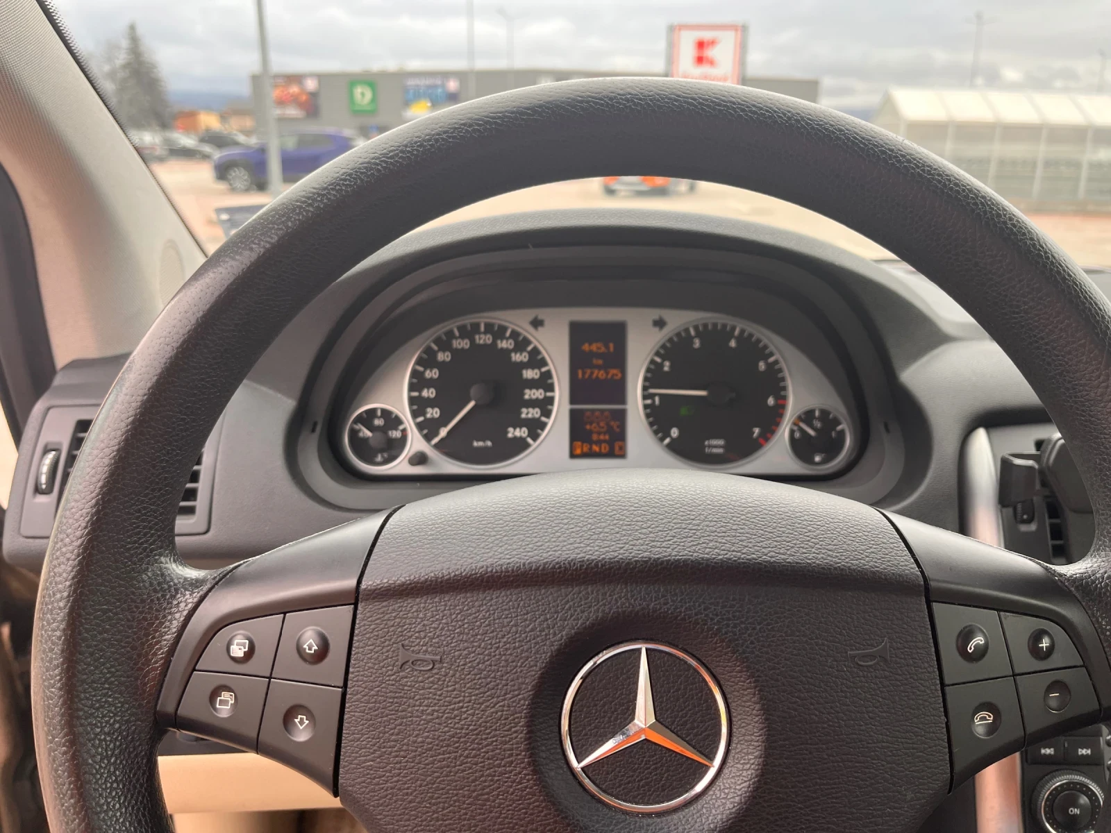 Mercedes-Benz B 170, снимка 16 - Автомобили и джипове - 54024669