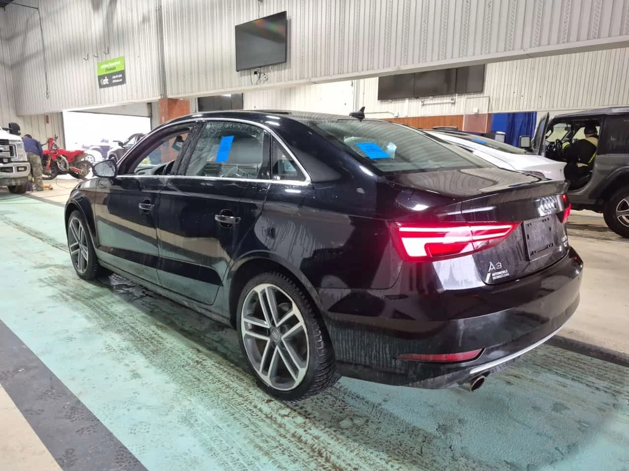 Audi A3 PROGRESSIV/CARFAX/Подгрев/Панорама/Кожа, снимка 4 - Автомобили и джипове - 54331360