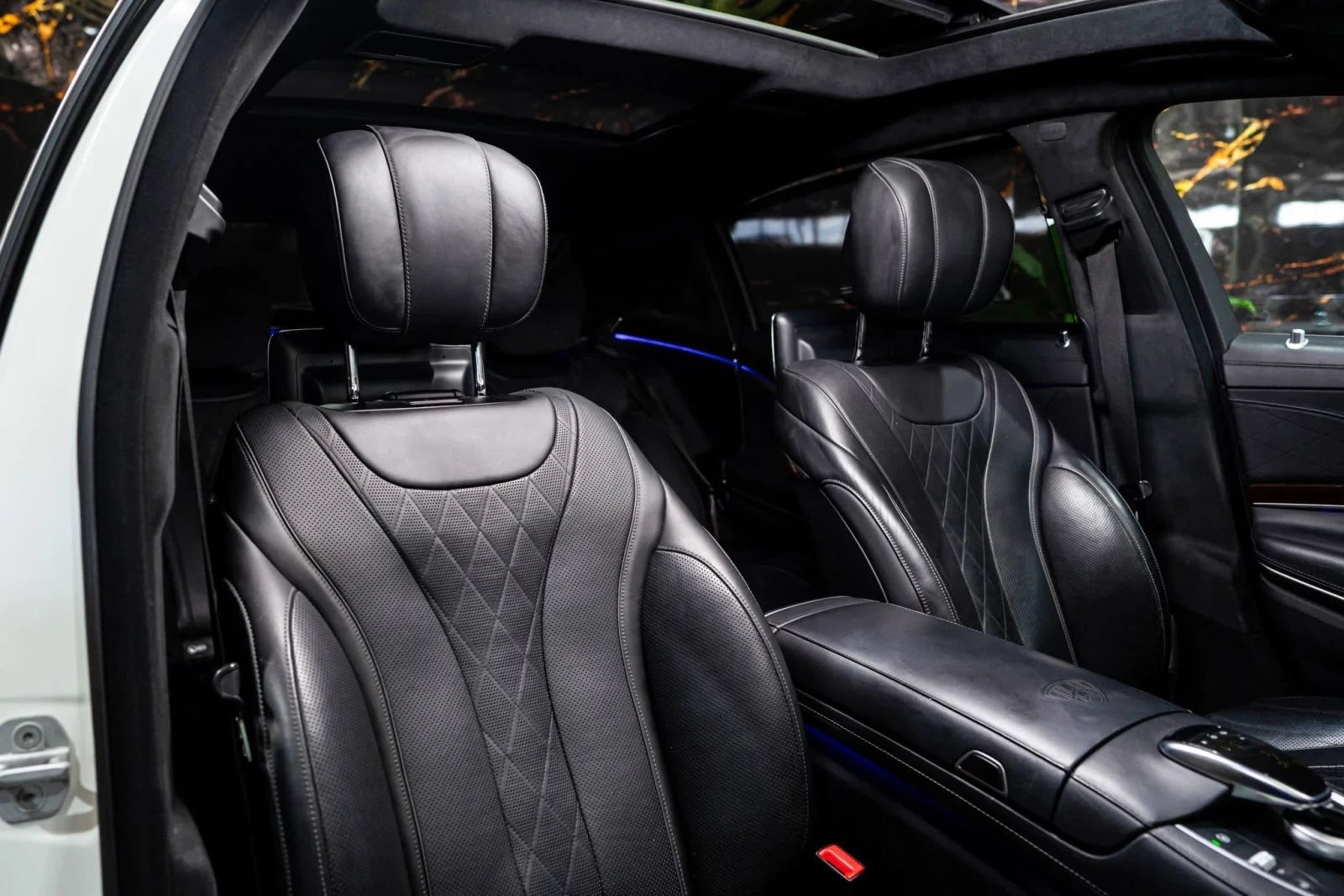 Mercedes-Benz S 560 MAYBACH LONG FACELIFT ПАНО BURM 3XTV ЛИЗИНГ 100%, снимка 14 - Автомобили и джипове - 54770540