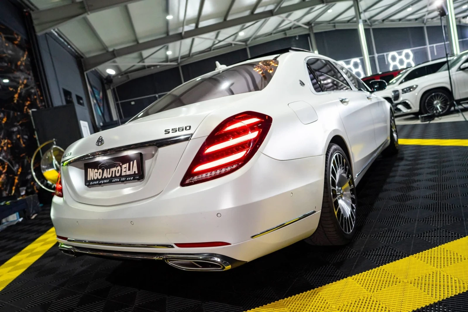 Mercedes-Benz S 560 MAYBACH LONG FACELIFT ПАНО BURM 3XTV ЛИЗИНГ 100%, снимка 10 - Автомобили и джипове - 54770540