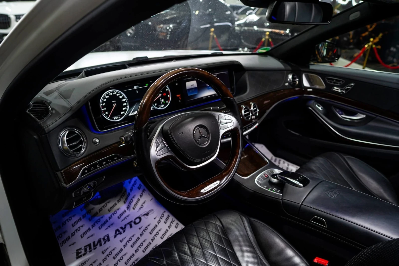Mercedes-Benz S 560 MAYBACH LONG FACELIFT ПАНО BURM 3XTV ЛИЗИНГ 100%, снимка 12 - Автомобили и джипове - 54770540
