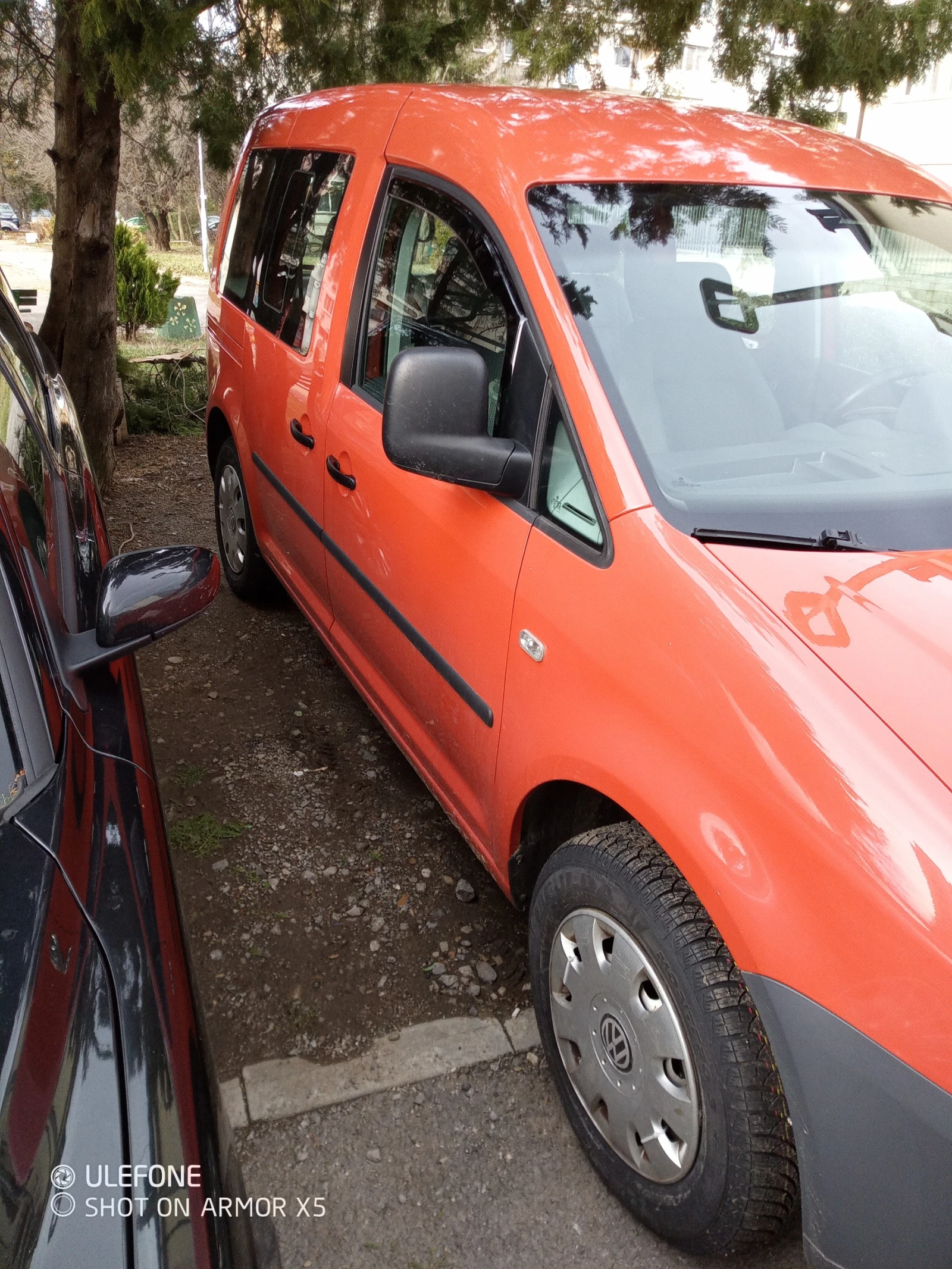 VW Caddy, снимка 4 - Автомобили и джипове - 54810499