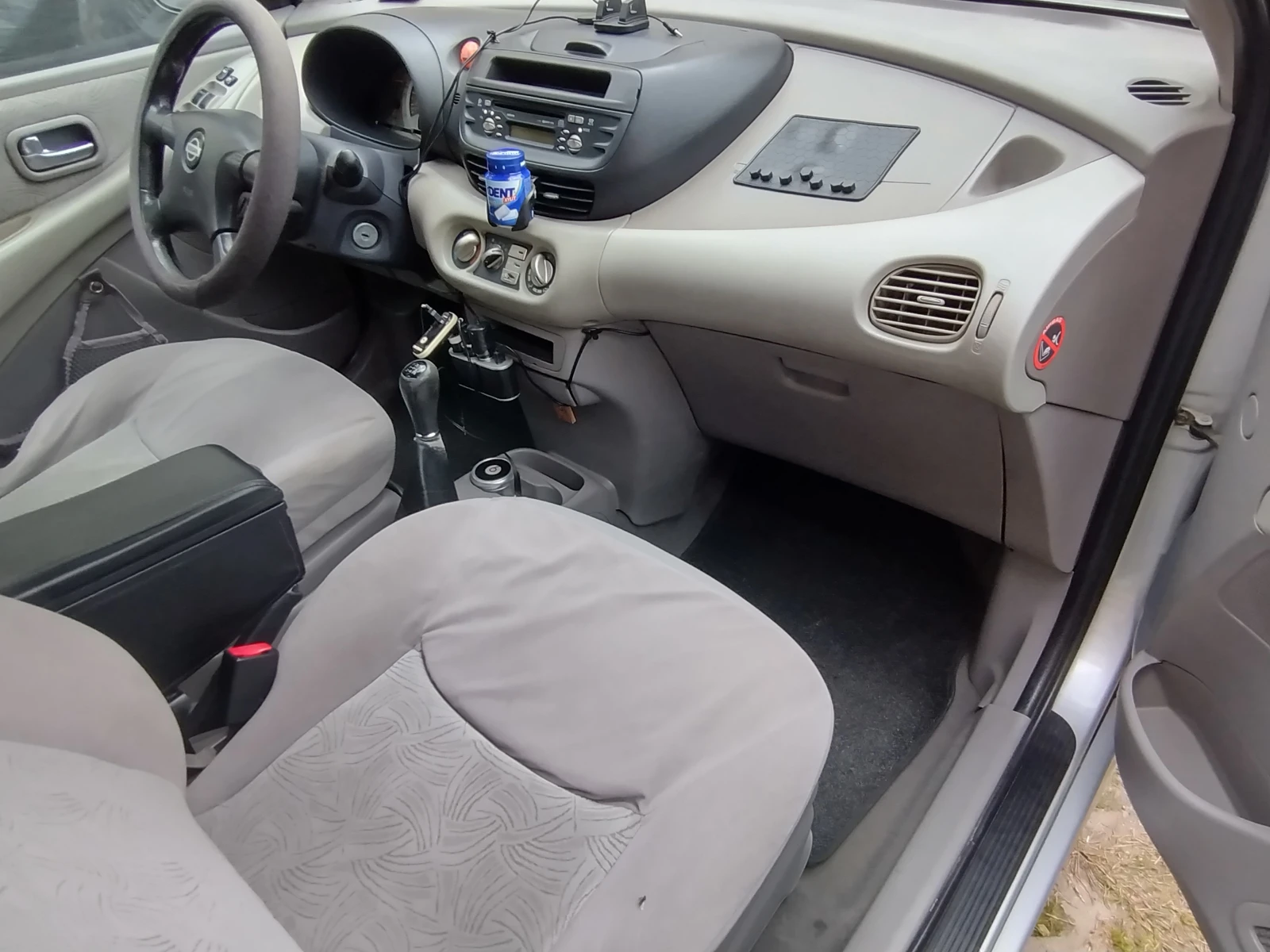 Nissan Almera tino, снимка 17 - Автомобили и джипове - 55164213